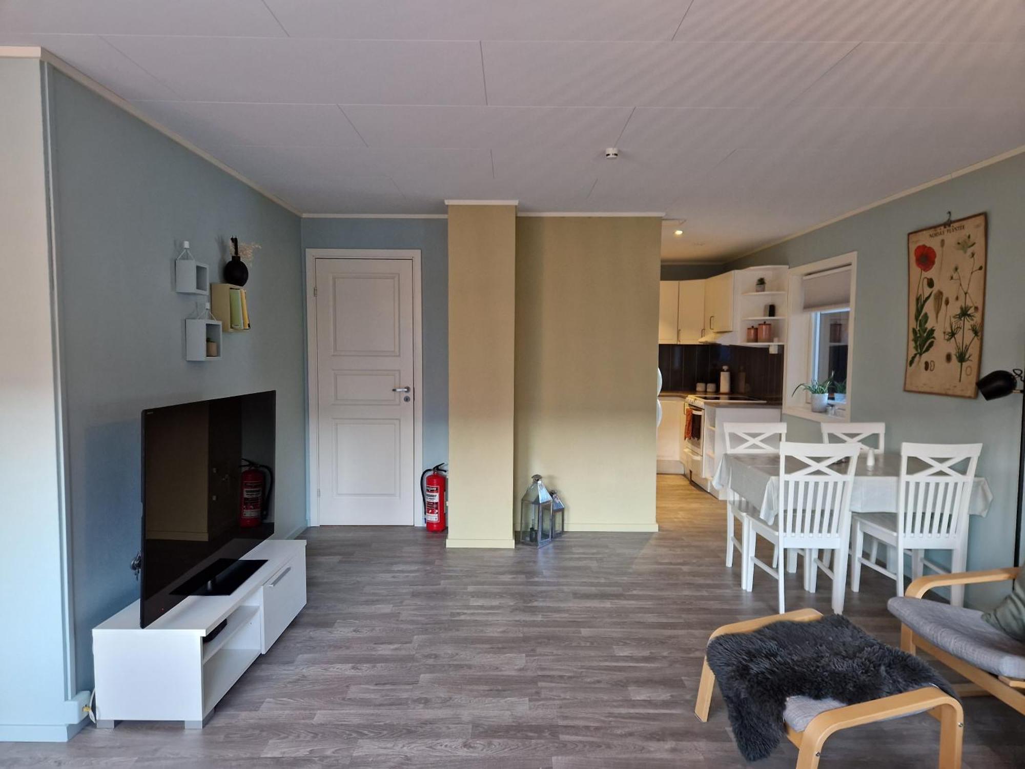 Apartment In Kabelvag Exterior photo